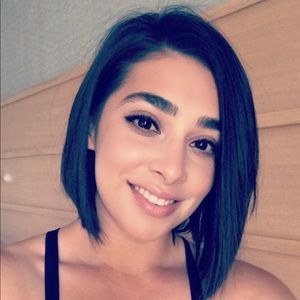 Meet your Posher, Veronica